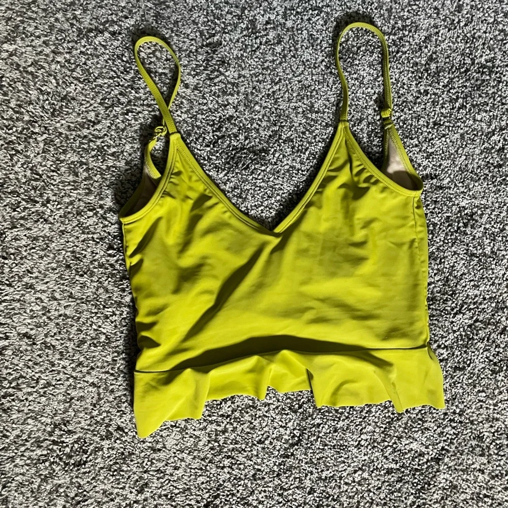 Kortni Jeane scoop back top - Picture 1 of 3